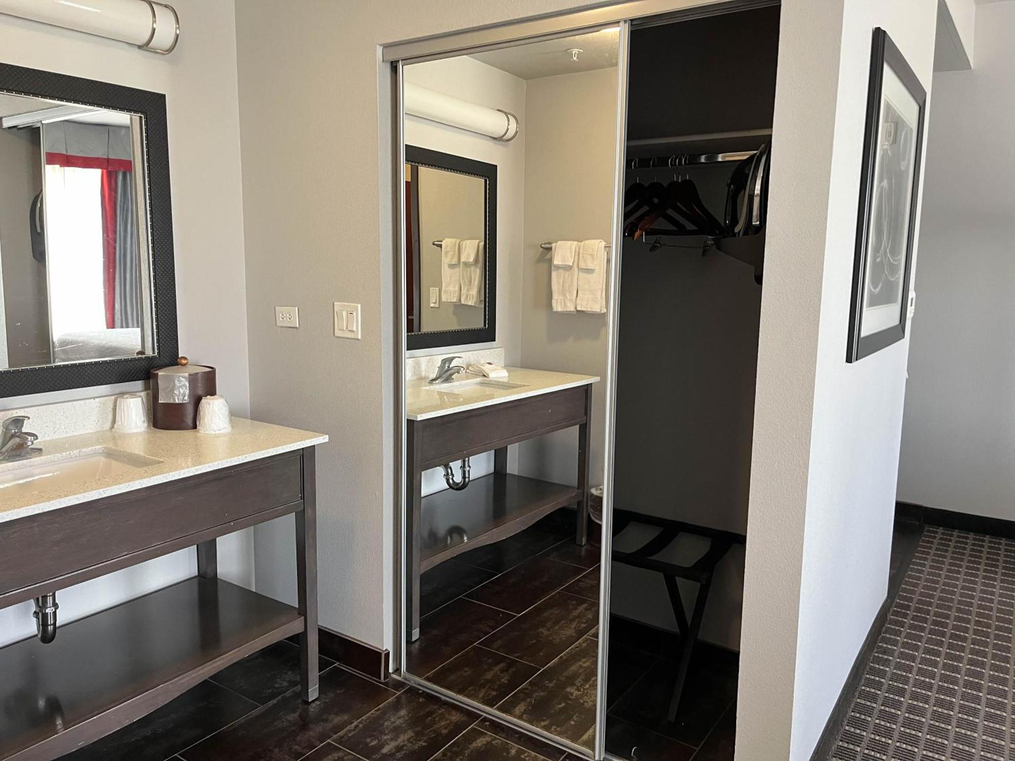 Quality Inn & Suites Pearsall Zewnętrze zdjęcie