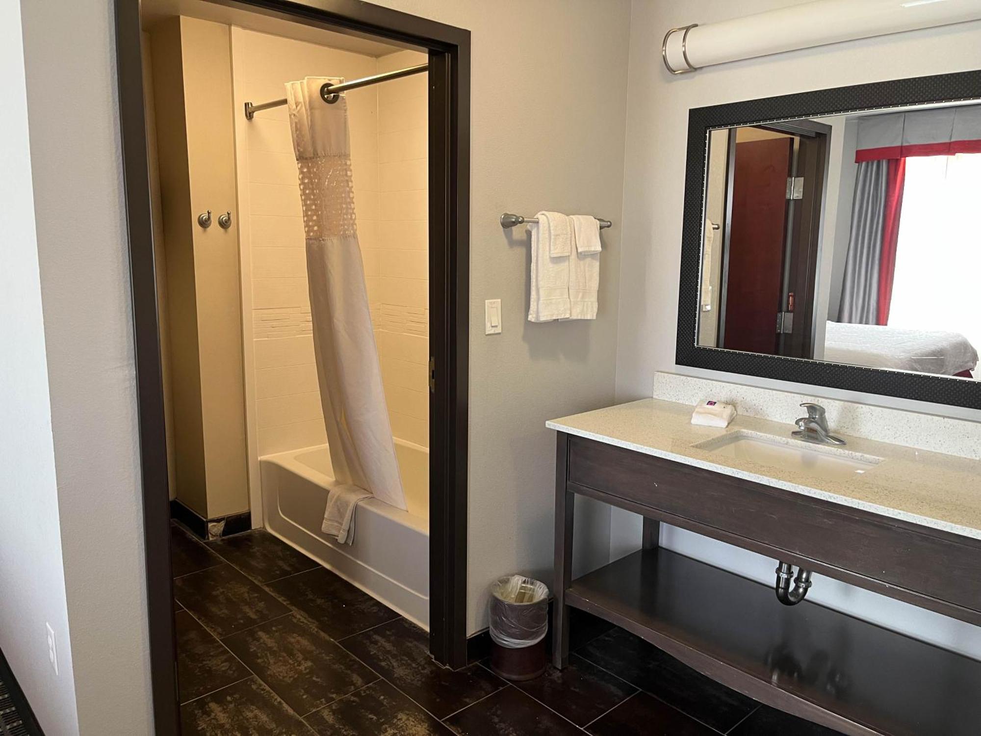 Quality Inn & Suites Pearsall Zewnętrze zdjęcie