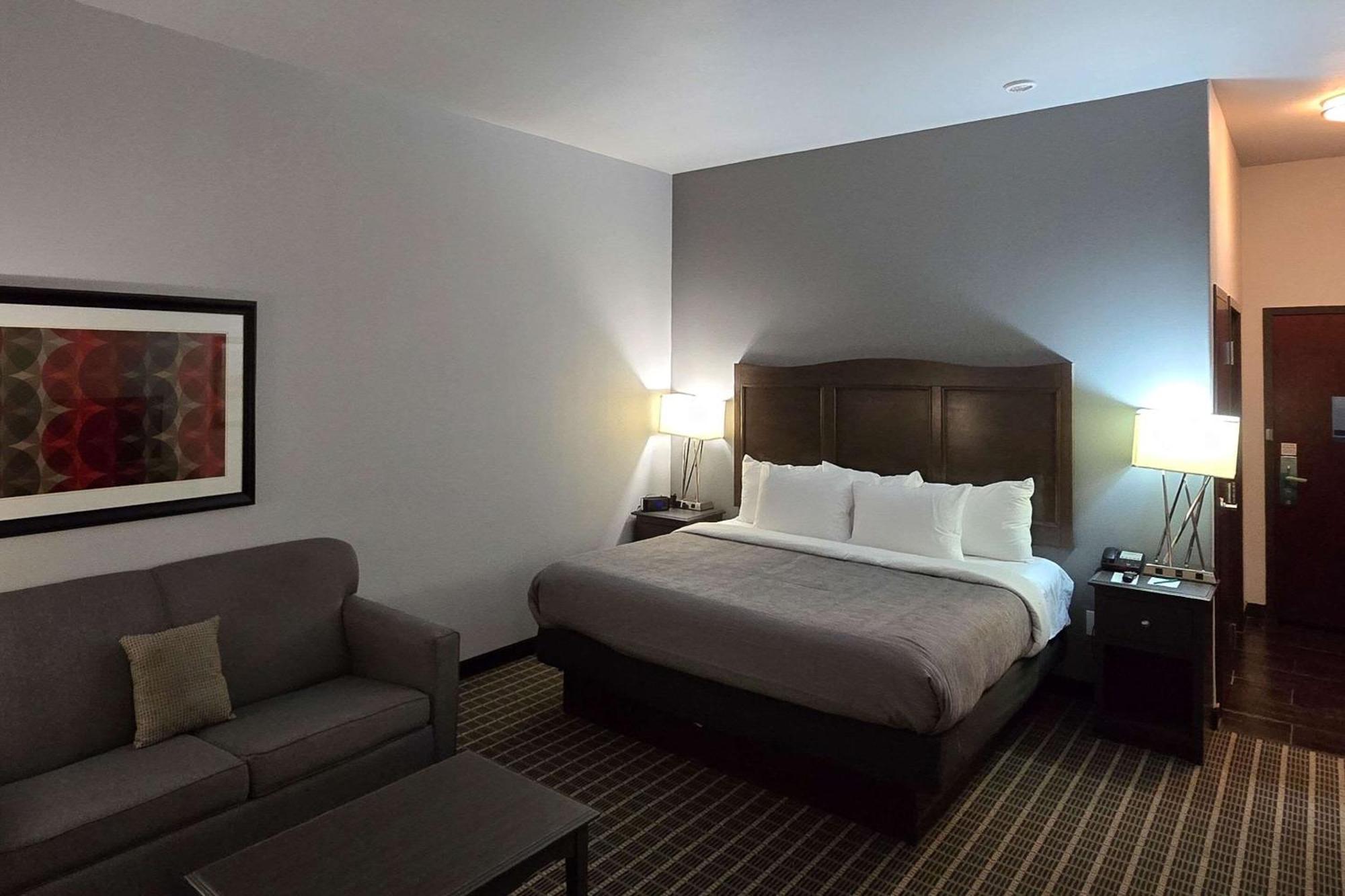 Quality Inn & Suites Pearsall Zewnętrze zdjęcie