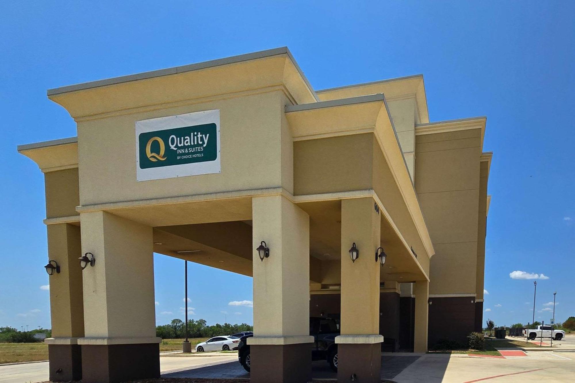 Quality Inn & Suites Pearsall Zewnętrze zdjęcie